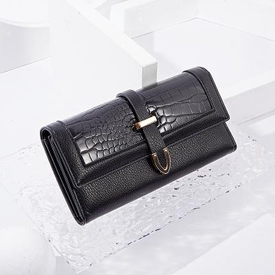 Fashion Crocodile-patterned Multi-layered Leather Long Wallet